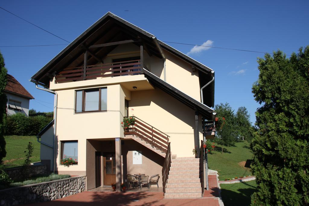 Apartment Ante Слуни Экстерьер фото