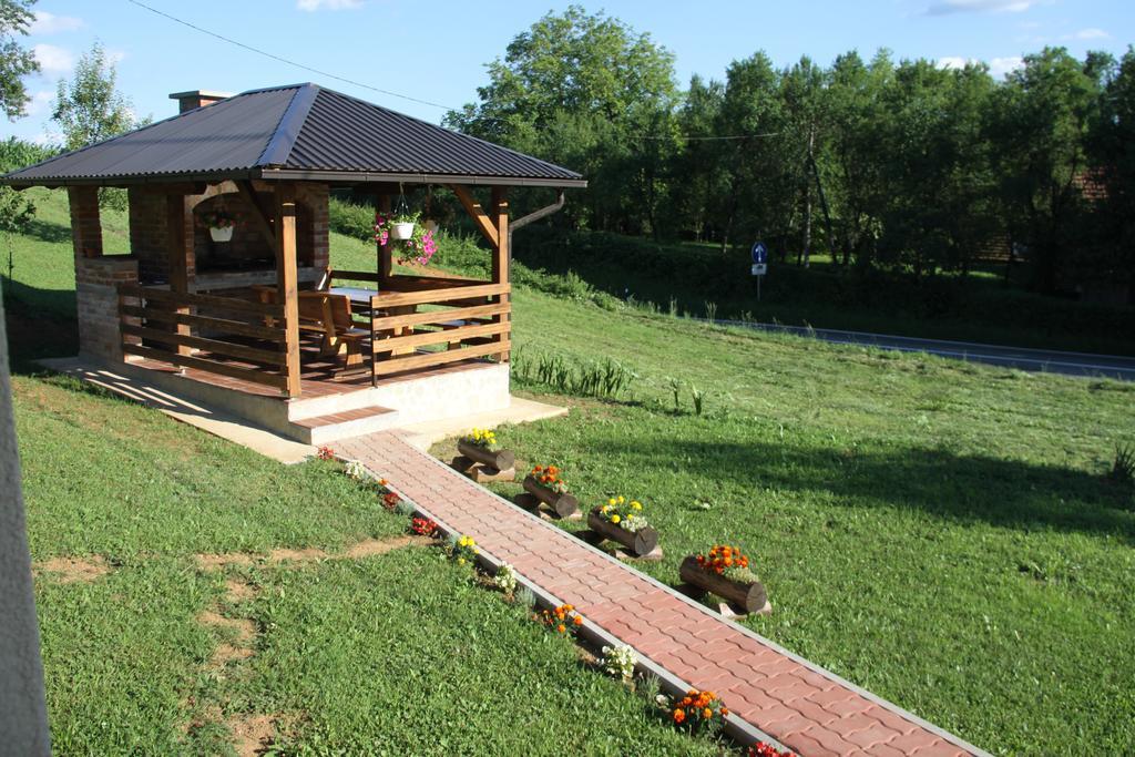 Apartment Ante Слуни Экстерьер фото