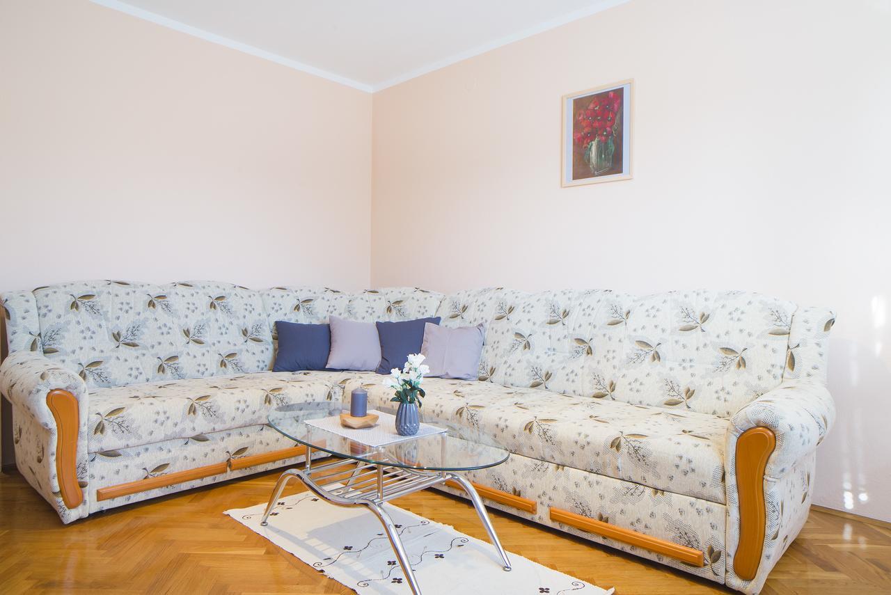 Apartment Ante Слуни Экстерьер фото