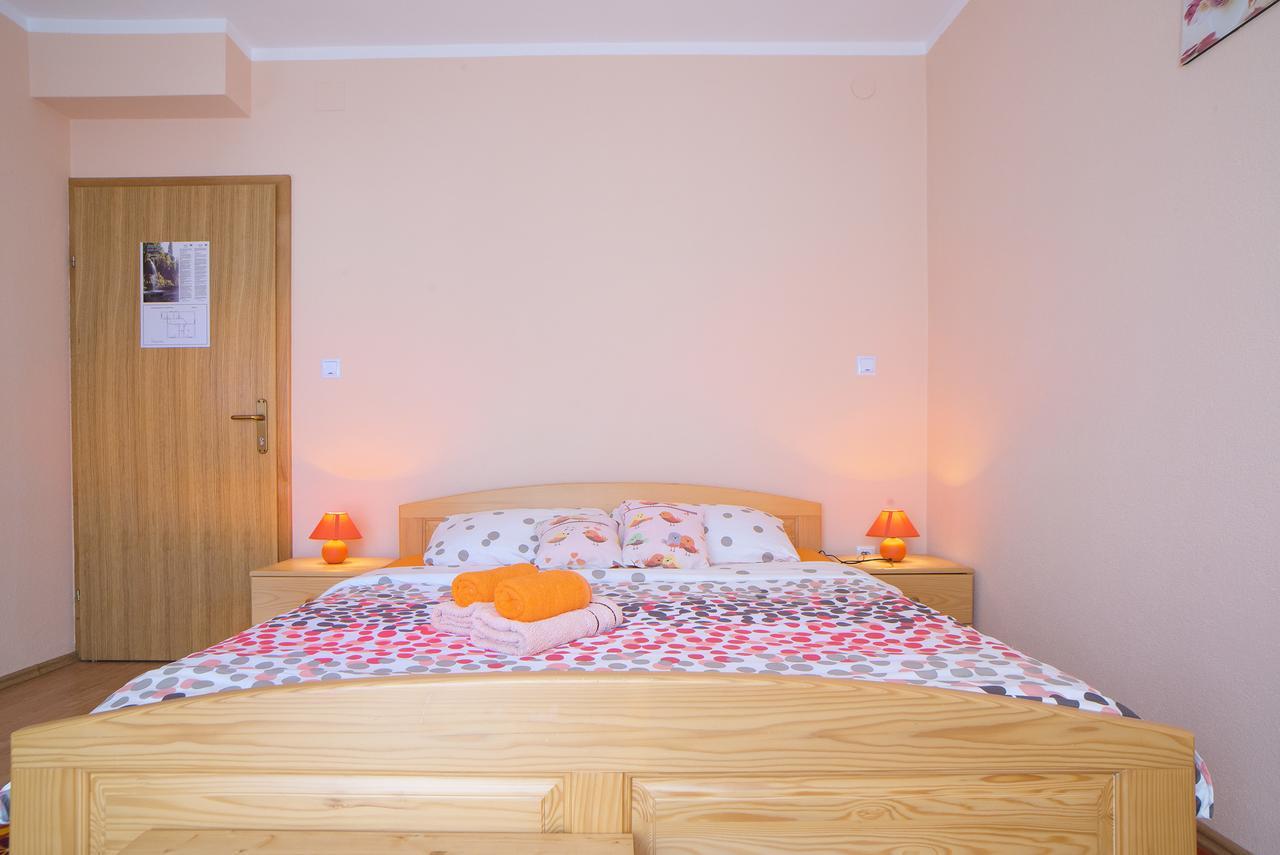 Apartment Ante Слуни Экстерьер фото