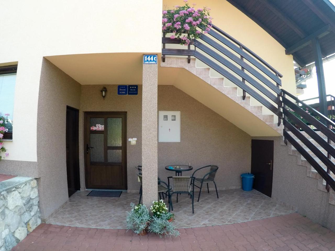 Apartment Ante Слуни Экстерьер фото